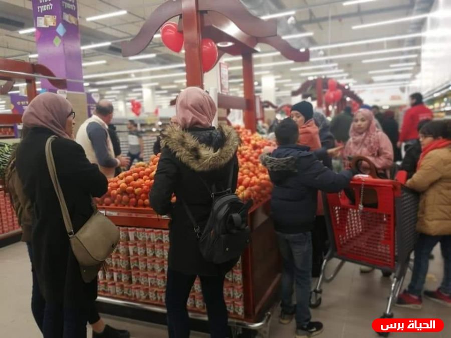 فتح تدعو لمقاطعة متاجر رامي ليفي وتعتبر التبضع منها خيانة