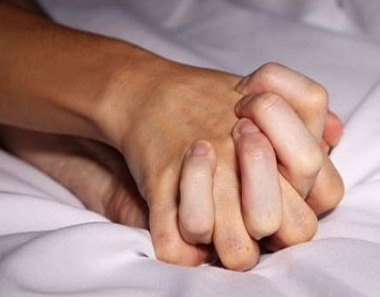 اسباب الشعور بالألم خلال العلاقة الزوجية وطرق علاجها