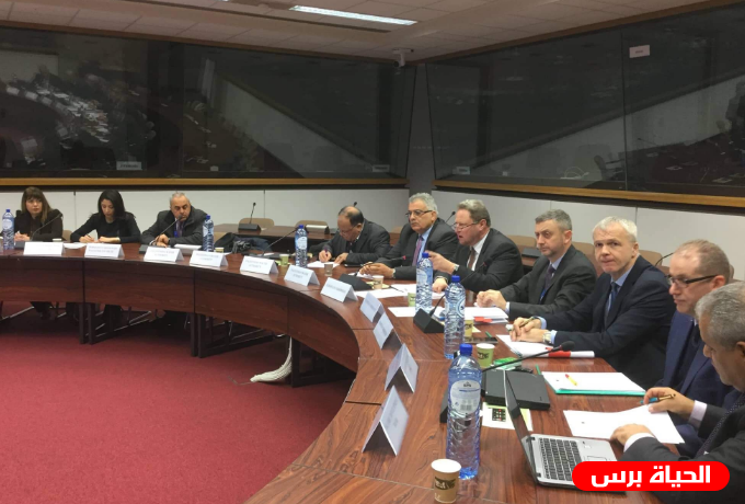 غنيم : بدء الإجراءات لتنفيذ محطة التحلية المركزية في غزة