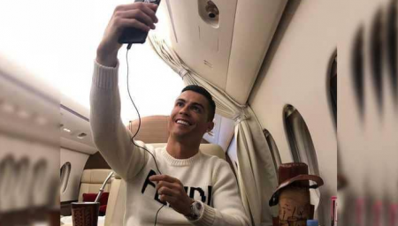 غضب عارم من رونالدو بسبب صورته الجديدة