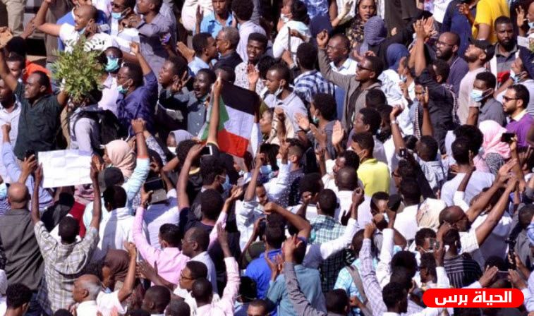 السودان : مقتل متظاهر باطلاق نار وآخر تحت التعذيب
