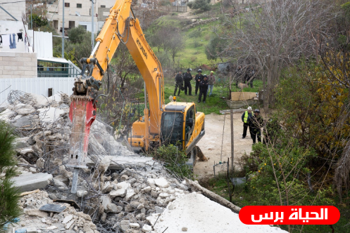 الاحتلال يهدم أساسات مخازن قيد الانشاء في حوارة