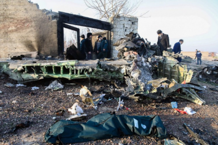 صور .. آخر لحظات ركاب الطائرة الأوكرانية المنكوبة في إيران