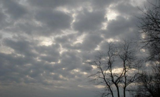 طقس فلسطين اليوم : الأجواء تبقى غائمة وباردة وأمطار مترفقة مساءاً في الشمال