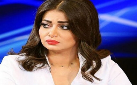 شاهد رد مذيعة عراقية استقبلت خبر وفاة شقيقها على الهواء مباشرة 