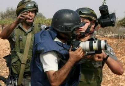 الاحتلال يعتقل الصحفي يزن جعفر ابو صلاح