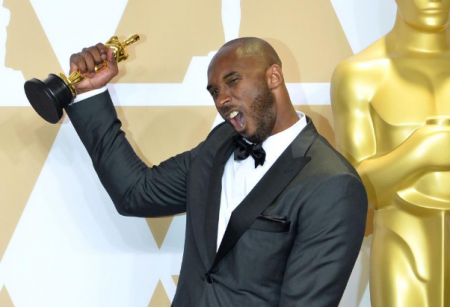 فيديو : مصرع نجم كرة السلة الأمريكي كوبي براينت