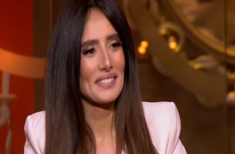 زينة: مصاريف ولادي كبيرة وامتنعت عن شراء الملابس 