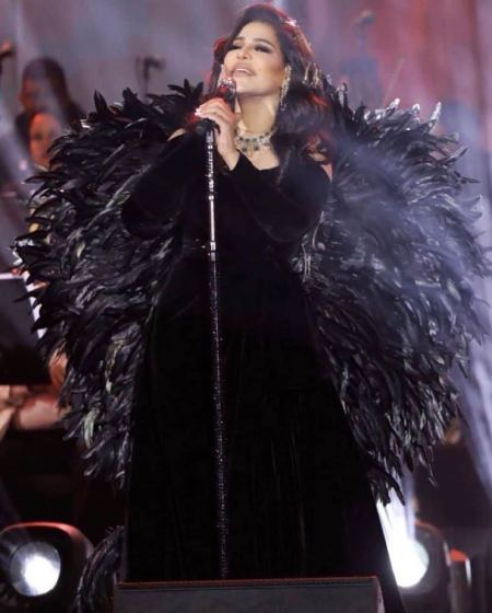 أحلام تسجل أغلى إطلالة لفنانة عربية بـ 7 ملايين دولار