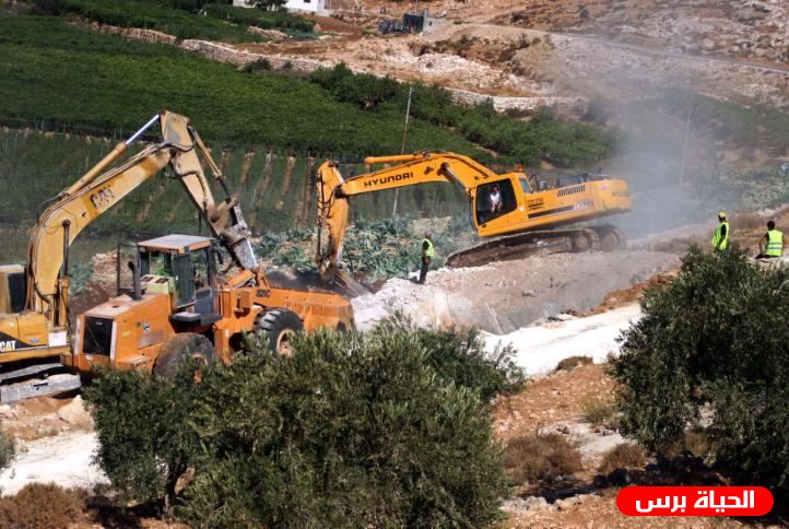 الاحتلال يستولي على 5 جرارات زراعية في الأغوار الشمالية