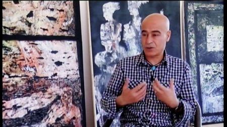 "بحر بلا شيطان"... معرض فني يجسد معاناة اللجوء من الشرق الأوسط وإفريقيا إلى أوروبا