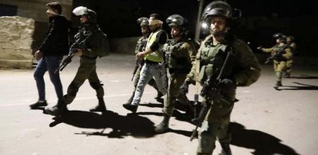 Israeli forces detain five Palestinians from West Bank