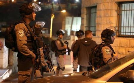 أريحا: الاحتلال يصيب 4 مواطنين ويعتقل آخر في عقبة جبر