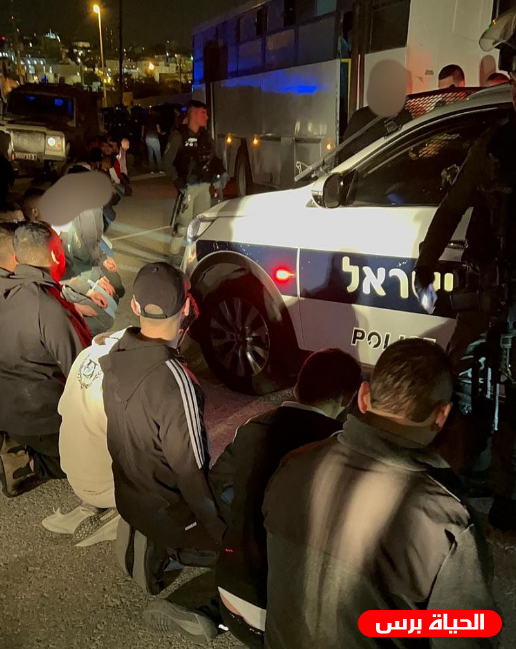 الاحتلال يعتقل 42 مقدسياً على صلة بمنفذ عملية القدس