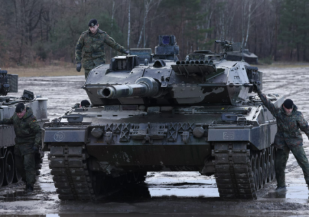 أمريكا وألمانيا تقرران إرسال دبابات لأوكرانيا .. روسيا تهدد