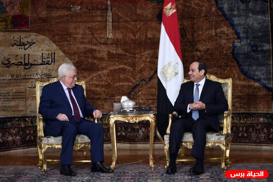 الرئيس عباس يعزي نظيره المصري بضحايا حريق محطة القطارات الرئيسية في القاهرة 