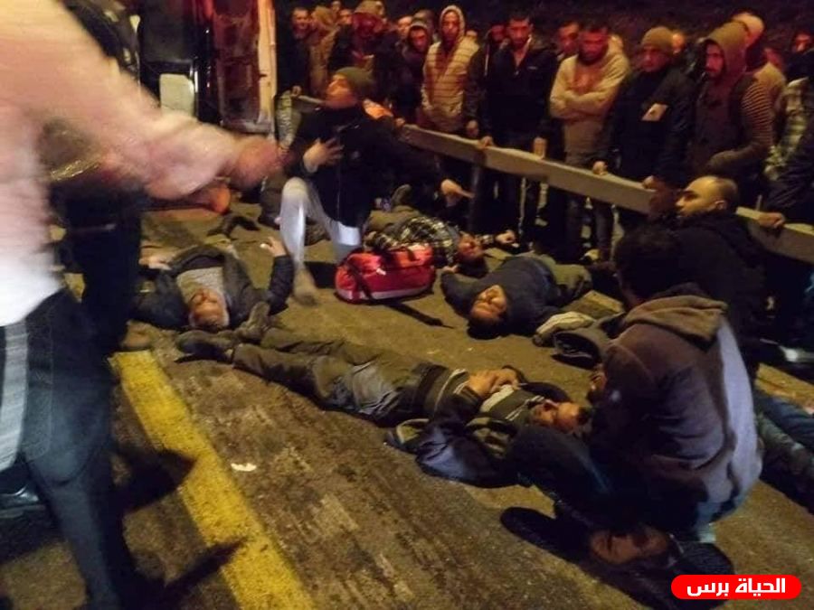 إصابة 10 عمال من الخليل بينهم 5 جروحهم خطيرة جراء حادث سير غرب القدس