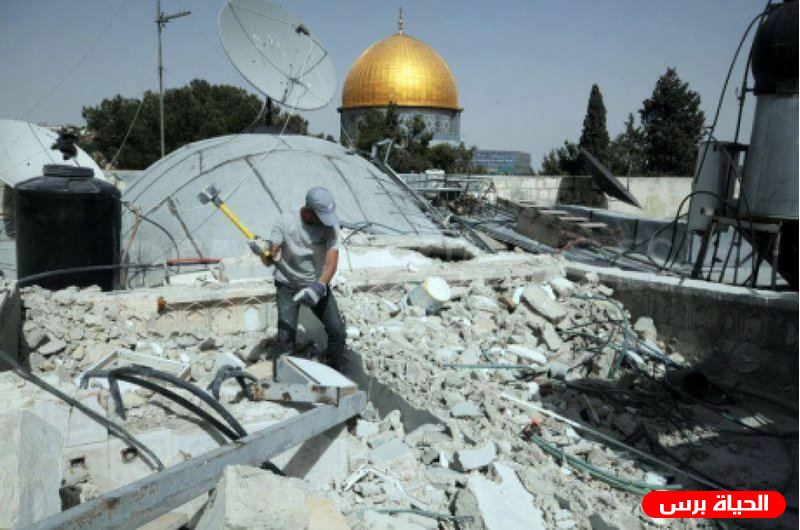 الاحتلال يجبر مواطنا مقدسيا على هدم منزله في سلوان
