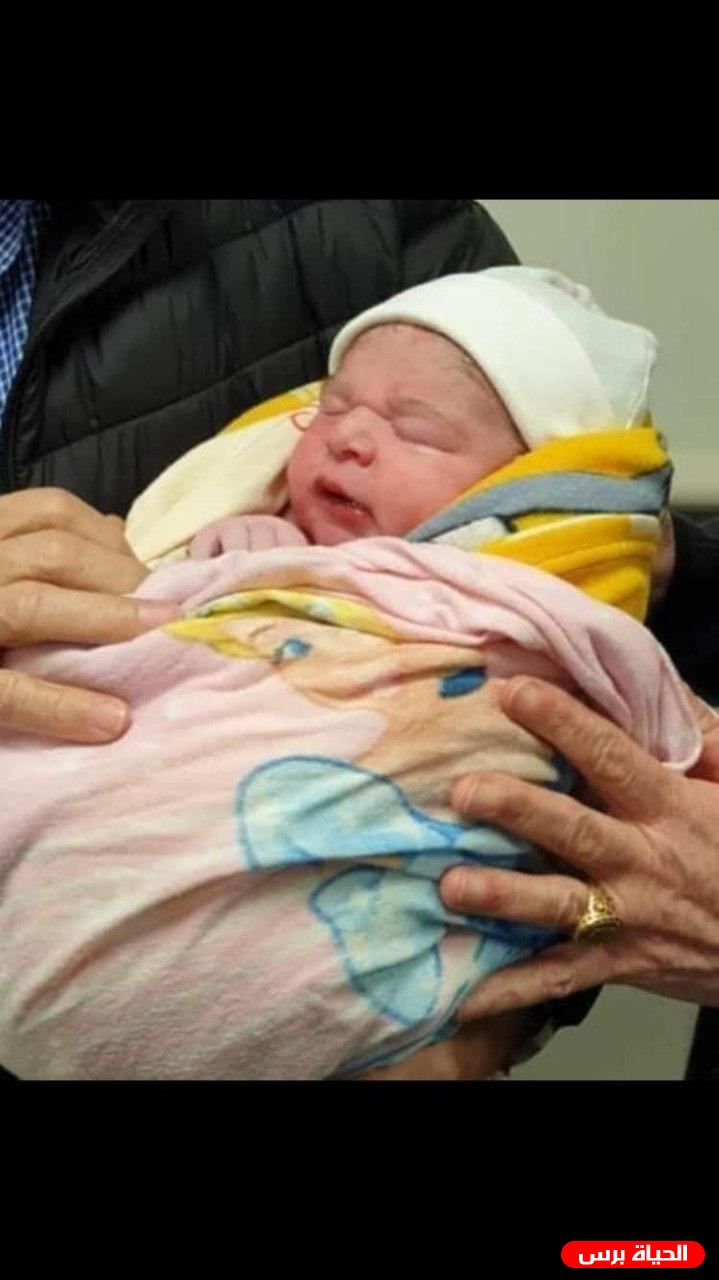 الأسير وليد دقة يرزق بطفلته الأولى من نطفة مهرّبة