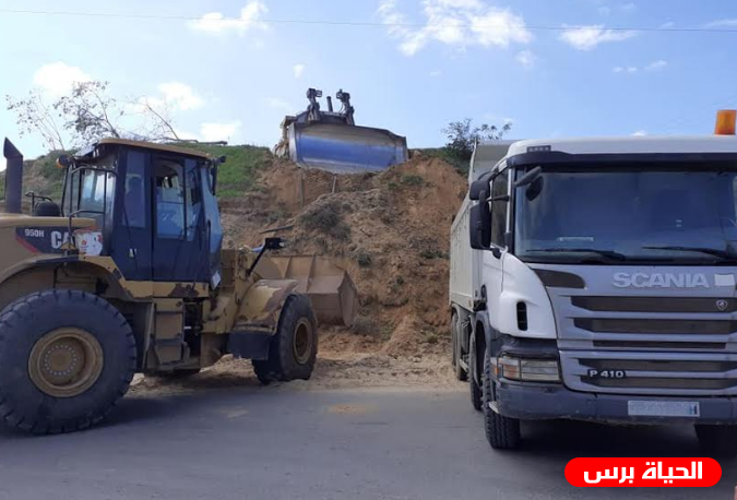 شق طريق جديد يصل بين مدينة حمد وحي الأمل في خانيونس