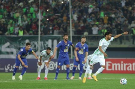 الاهلي ضد الاستقلال .. الاهلي يحصد 4 نقاط ثمينة على حساب الاستقلال