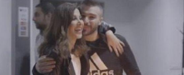 نانسي عجرم تحسم أمر الصورة التي تجمعها بالشاب السوري القتيل !!