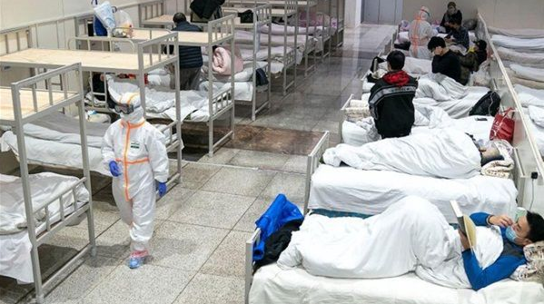 الصين: ارتفاع عدد ضحايا فيروس كورونا الى 2233 شخص