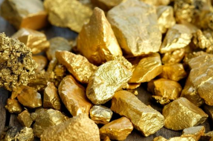 مصر تبدأ التنقيب عن الذهب