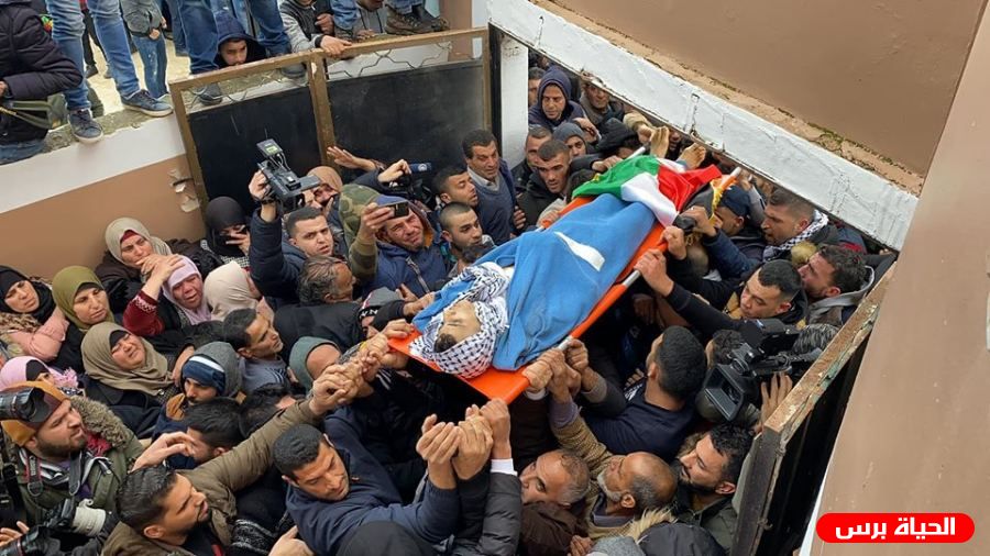 جماهير طولكرم تشيع جثمان الشهيد بدر هرشة