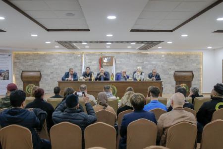 الرجوب يلتقي وفدا شبابيا بلجيكيا متضامنا مع فلسطين ويطلعه على آخر المستجدات