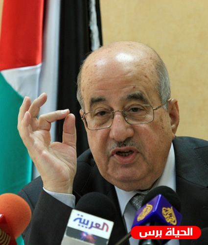 الزعنون يطالب الاتحاد البرلماني العربي باتخاذ مواقف عملية لمواجهة 