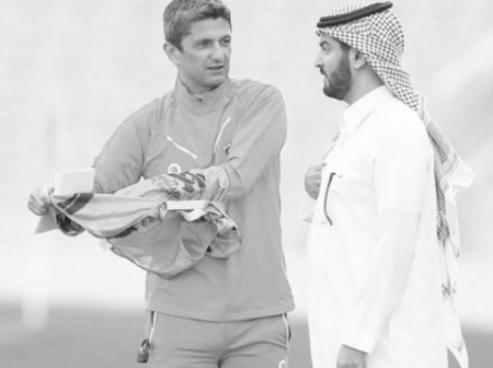 جمهور الهلال يثور على لوشيسكو ويطالب بطرده