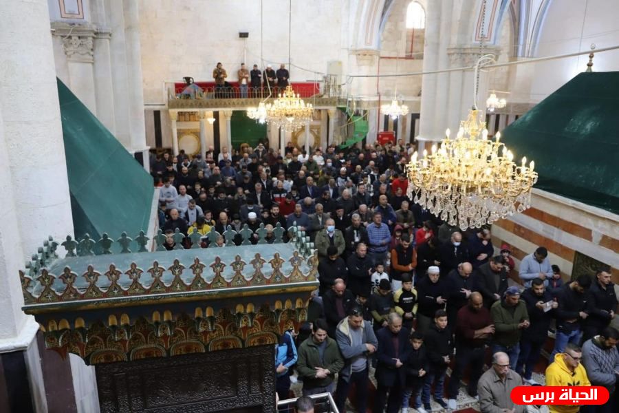 جدول خطباء مساجد النصيرات ليوم الجمعة 11/2/2022