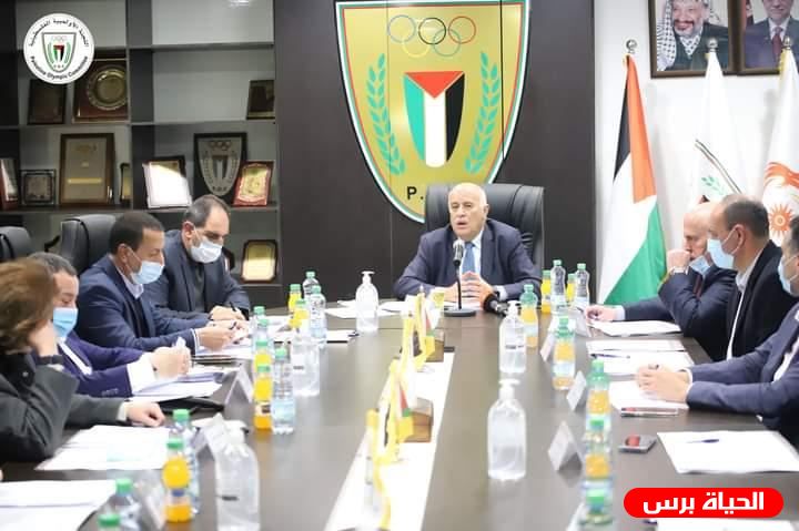 الرجوب يشدد على أهمية مأسسة الاتحادات وبناء خط إنتاج لاعب قادر على المنافسة دوليا