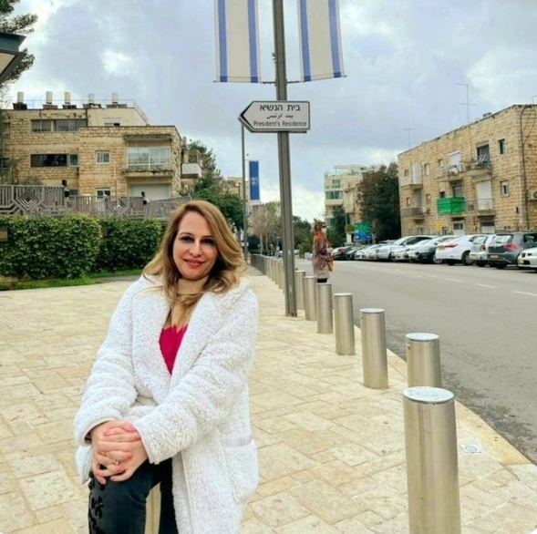 سبب زيارة نجاة السعيد لدولة الاحتلال الاسرائيلي