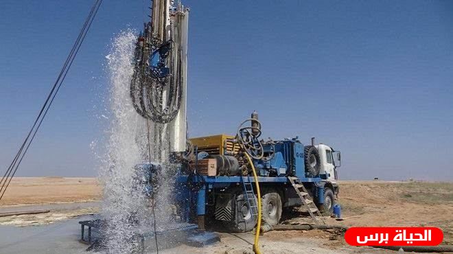 الاحتلال يستولي على جهاز تشغيل حفار آبار مياه في قرية ظهر العبد 