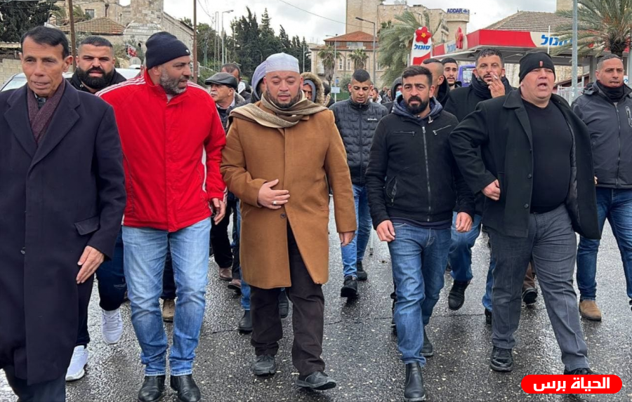 بعد أدائهم لصلاة الجمعة.. أهالي حي الشيخ جراح يخرجون في مسيرة رافضة لاعتداءات الاحتلال