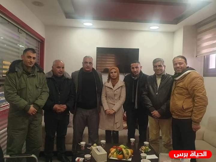 وفد جهاز المخابرات العامة يزور اذاعة عروبة بالخليل ويؤكد على اهمية دعم ورعاية وتطوير وسائل الاعلام المحلية