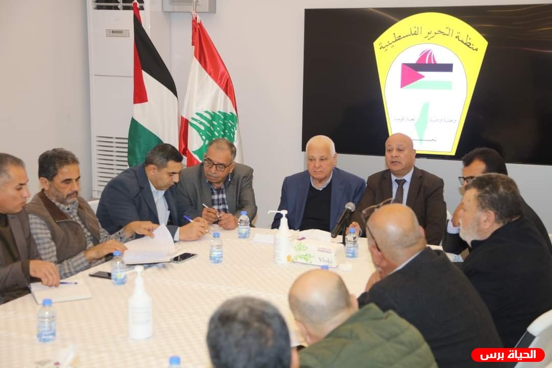 د. ابو هولي يلتقي اللجان الشعبية بلبنان ويبحث معها احتياجات المخيمات واحياء ذكرى النكبة (75) 