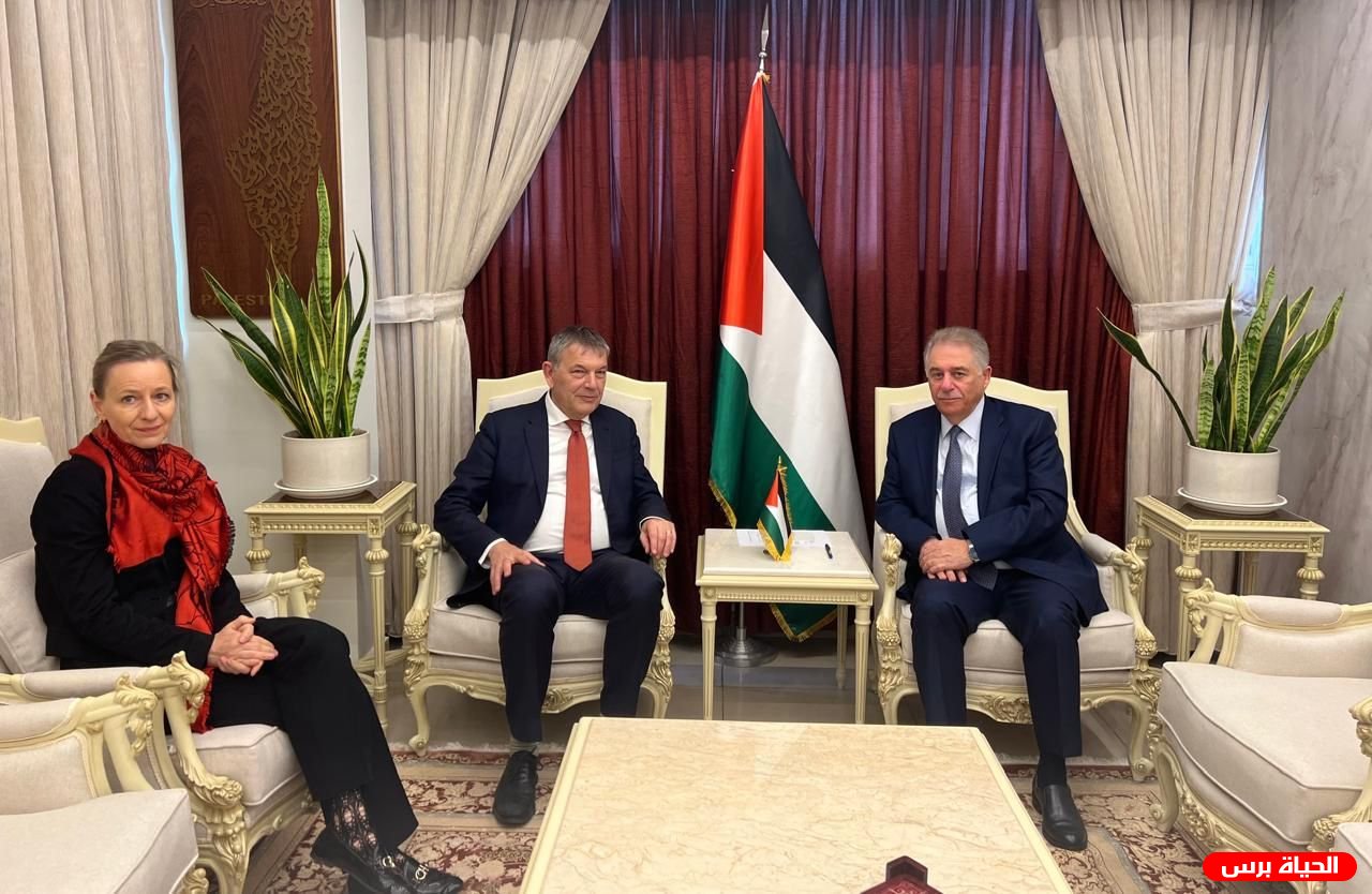 السفير دبور يستقبل المفوض العام لوكالة الاونروا فيليب لازاريني