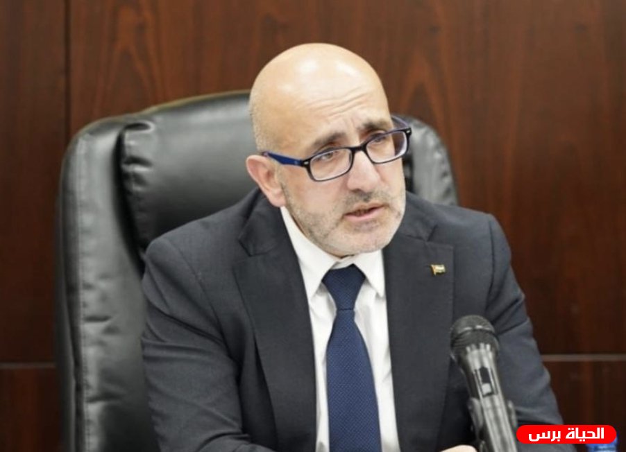 وزير المالية الفلسطيني يكشف تفاصيل ازمة الرواتب