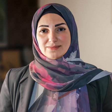 الحياد في زمن الذكاء الاصطناعي خيانة تربوية… بقلم حوراء غندور 