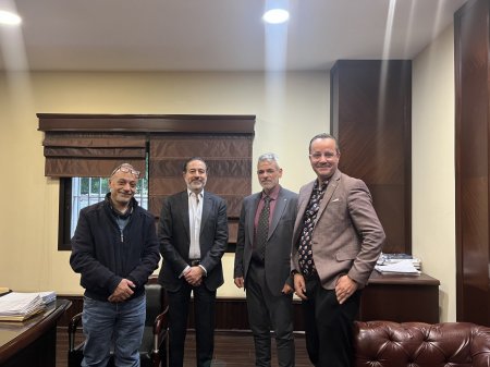 مدير مستشفى الهمشري يزور مستشفيي الراعي ولبيب في صيدا لتعزيز التعاون الصحي