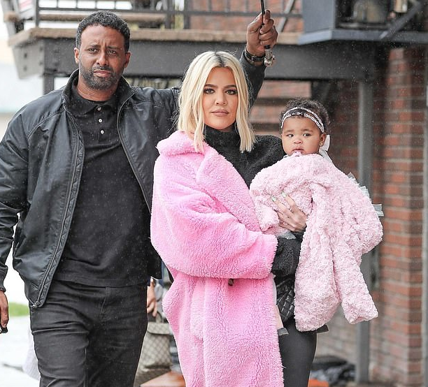 كلوي كارداشيان تظهر بعد حزنها من خيانة تريستان طومسون