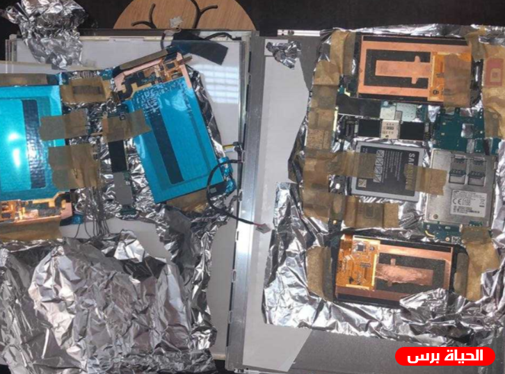 بالصور محاولة ذكية لتهريب معدات اتصال لسجين