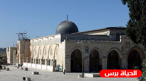 الاحتلال يعتقل أحد حراس الأقصى