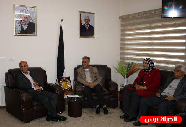  ابو هولي : سياسة الابتزاز المالي الذي تمارسه إسرائيل وامريكا ضد القيادة الفلسطينية لن تثنيها عن مواقفها المبدئية