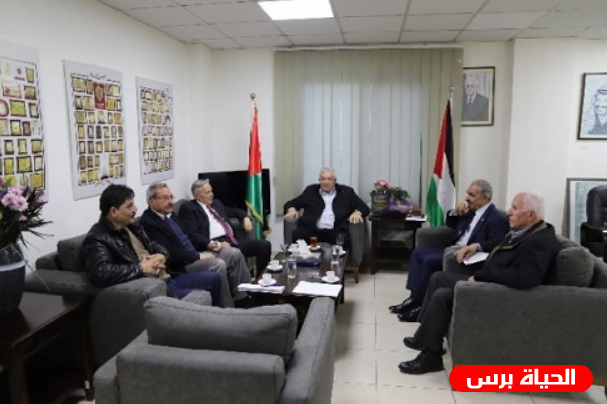 الديمقراطية وفتح تبحثان تشكيل الحكومة الجديدة