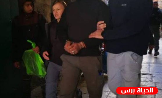 الاحتلال يفرج عن حارسي المسجد الأقصى ويقرر ابعادهما