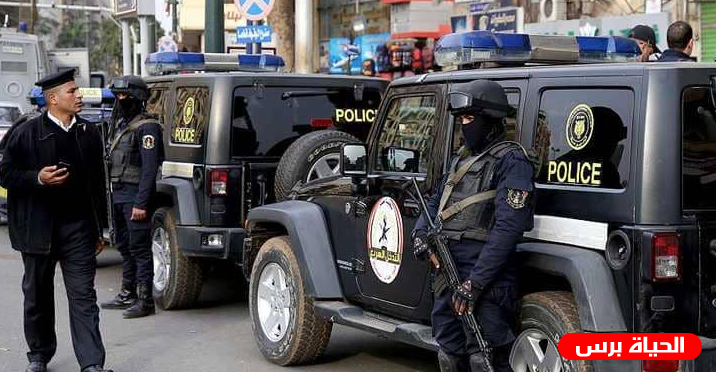 مصري يقتل والديه وآخرين بجريمة بشعة